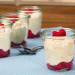 Raffaello-Creme mit Himbeeren Rezept