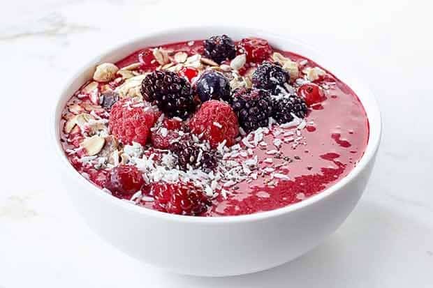 Erdbeer-Smoothie-Bowl Rezept