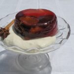 Zwetschkensülzchen mit Marzipansauce Rezept