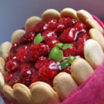Himbeer-Vanilletorte mit Biskotten Rezept