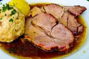 Omas Schweinsbratenrezept