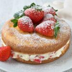 Torte gefüllt mit Erdbeer-Joghurtcreme Rezept