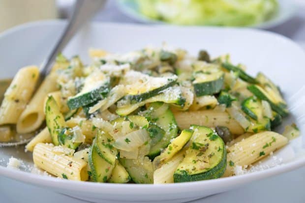 Zucchinipenne mit Kapern Rezept