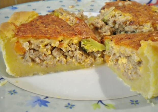 Faschiertes-Sauerrahm-Torte Rezept