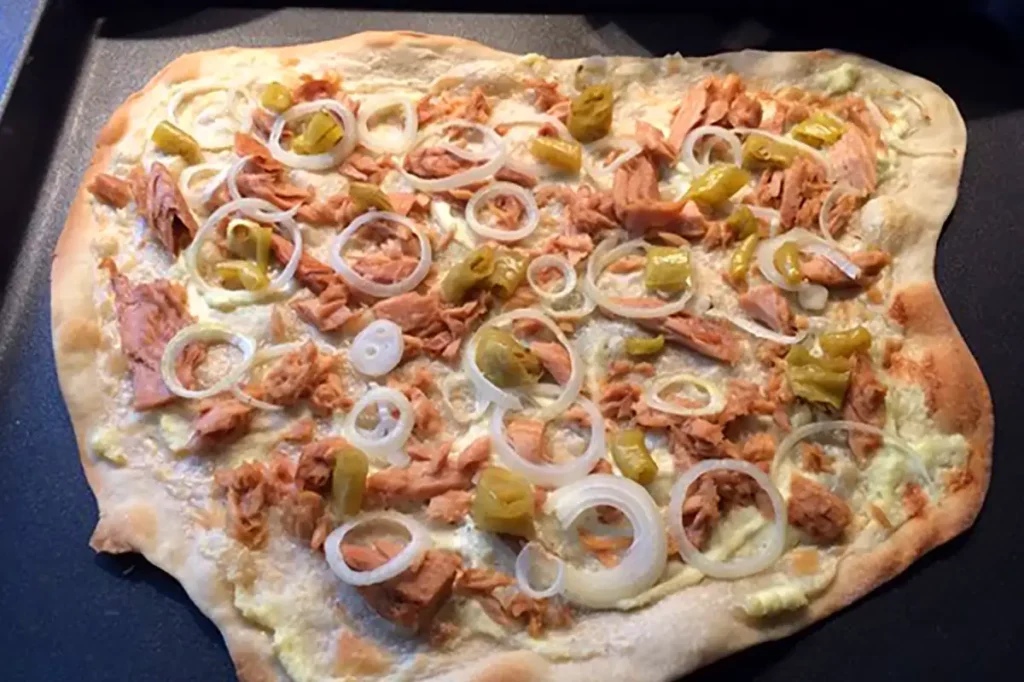 Flammkuchen mit Thunfisch Rezept