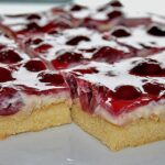 Kirsch Schmand Blechkuchen Rezept