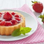Obstkuchen mit Erdbeeren Rezept