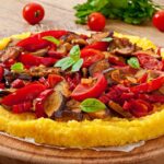 Polenta Pizza mit Gemüse Rezept