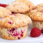 Topfen Muffins mit Himbeeren Rezept