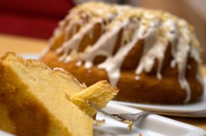 Eierlikör-Gugelhupf Rezept