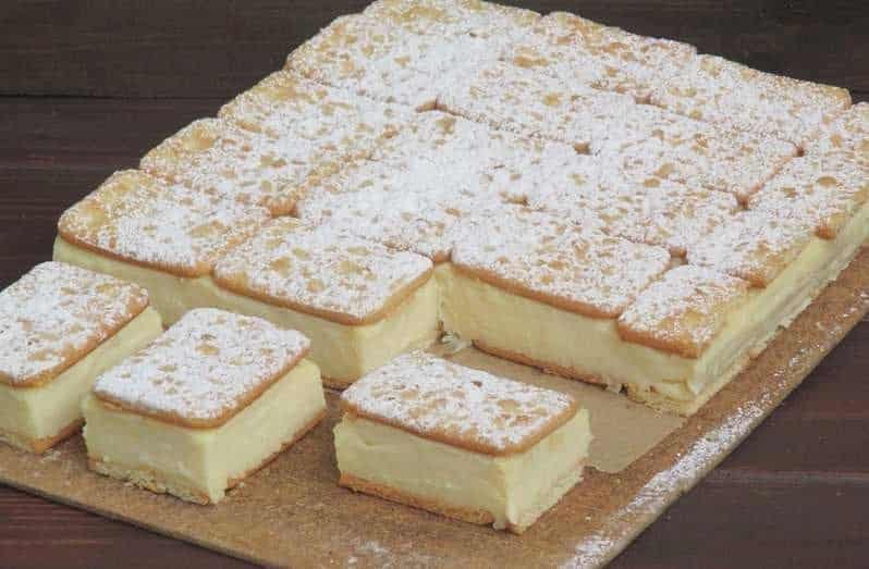 Butterkeks Sandwiches mit Vanillepudding