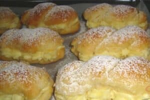 Die besten Milchbrötchen mit Vanillecreme Rezept
