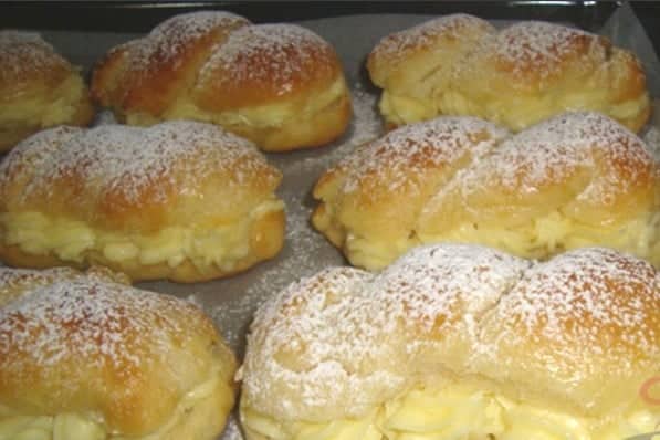 Die besten Milchbrötchen mit Vanillecreme Rezept