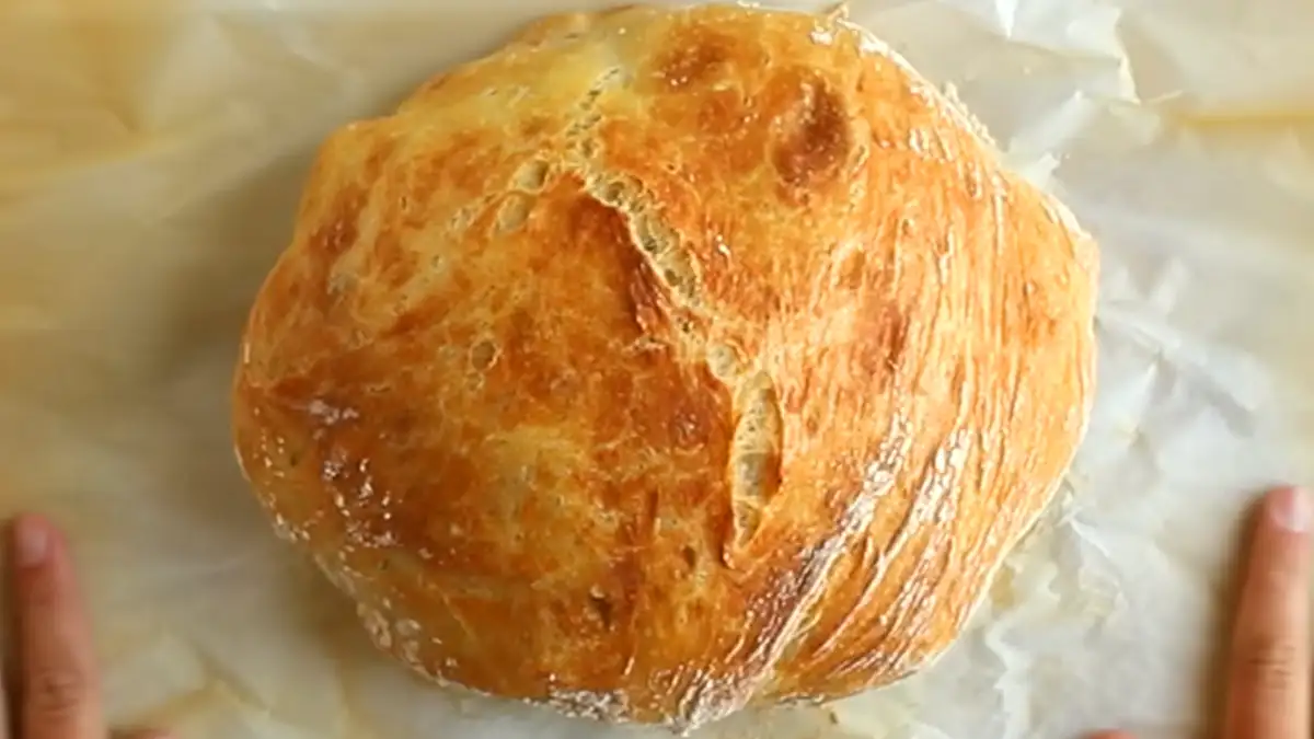Brot Rezept (weich und knusprig) - Schnelle und Einfache Rezepte