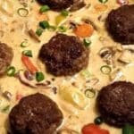 Hackbällchen In Gemüse Rahmsosse Mit Reis Rezept