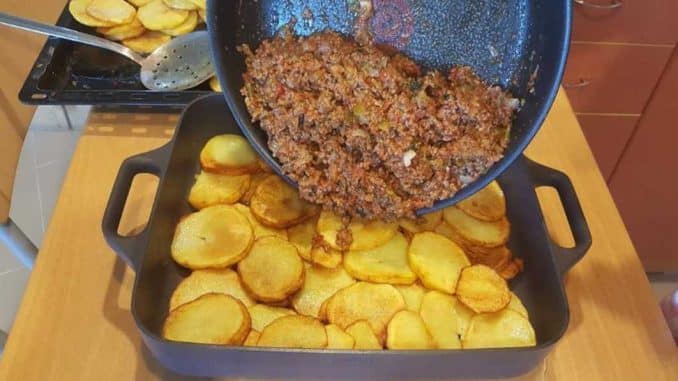 Kartoffel Hack Auflauf Rezept, Köstliches Abendessen Für Die Ganze Familie