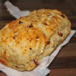 Tomaten-Zwiebel-Brot Rezept