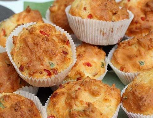 Basilikum-Muffins mit Speck Rezept