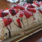 Erdbeer-Biskuitrolle Rezept