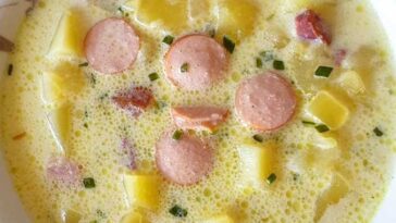 Omas Kartoffelsuppe mit Würstchen Rezept