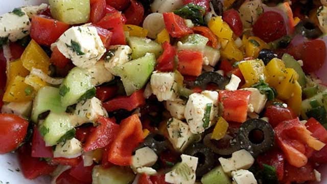 Sommerlicher Salat Rezept: super zum Grillen
