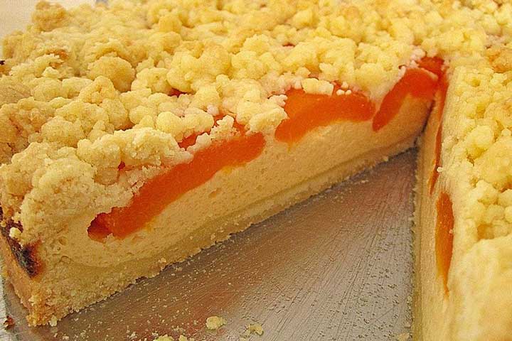 Super lecker Käsekuchen mit Aprikosen und Streuseln Rezept