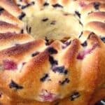 Topfkuchen mit Buttermilch, Blaubeeren und Himbeeren Rezept