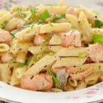 Zitronige Penne mit Lachs und Lauch Rezept