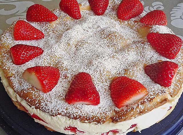 Erdbeer-Flocken-Torte Rezept