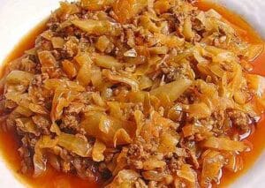 Kohl geschmort mit Hackfleisch Rezept