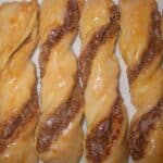Nuss-Stangerl Rezept