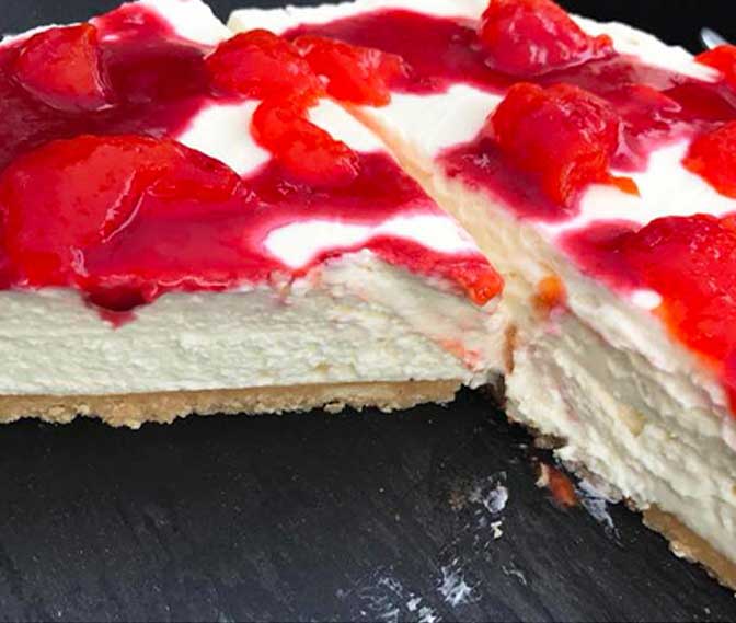 Ohne Backen Philadelphia Torte Mit Maracuja Gelee und Himbeersosse Rezept