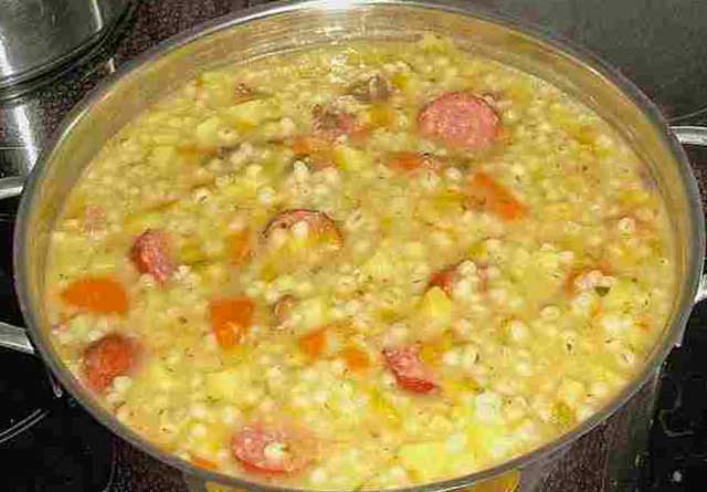 Omis Graupensuppe Rezept