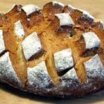 Buttermilch-Krustenbrot Rezept