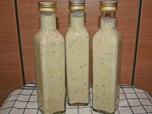 Salatsoße auf Vorrat Rezept