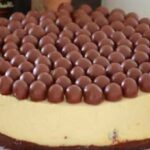 Weisse Schokolade Käsekuchen Mit Baileys Und Maltesers Rezept