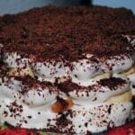 Ameisenhaufen Dessert mit Bananen ohne Backen Rezept