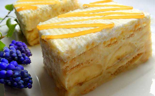 Bananenkuchen: Blechkuchen ohne Backen Rezept - Schnelle und Einfache ...