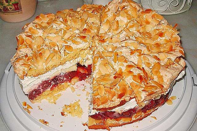 Berliner-Luft Torte Rezept - Schnelle und Einfache Rezepte