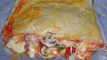 Calzone mit Blätterteig Rezept, Einfaches Ofengericht für jeden Tag