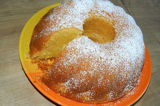 Eierlikörkuchen der Weltbeste nach Omas Rezept