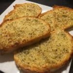 Geröstetes Knoblauchbrot Rezept