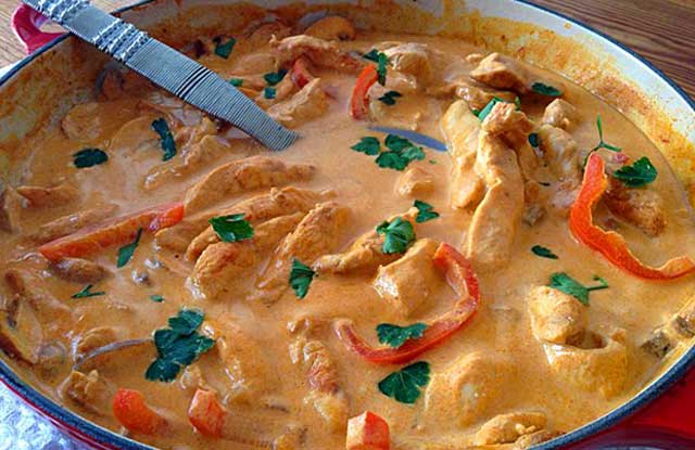 Hähnchen Stroganoff mit Suchtpotenzial Rezept - Schnelle und Einfache ...