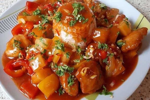 Indisches Hähnchen-Curry mit Mango R...