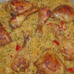 Hähnchenschenkel in Reis aus dem Ofen Rezept