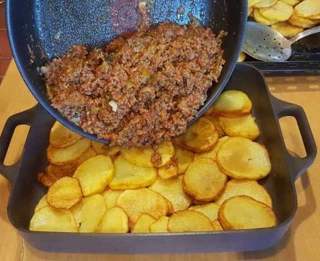 Kartoffel-Hackfleisch Auflauf Rezept