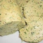 Kräuterbutter selber machen Rezept