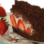 Maulwurfkuchen mit Erdbeeren Rezept
