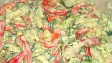 Paprika Gurken Salat Rezept mit Joghurt Senf Dressing