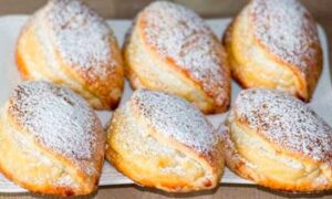 Quarktaschen gefüllt mit Vanillepudding Rezept